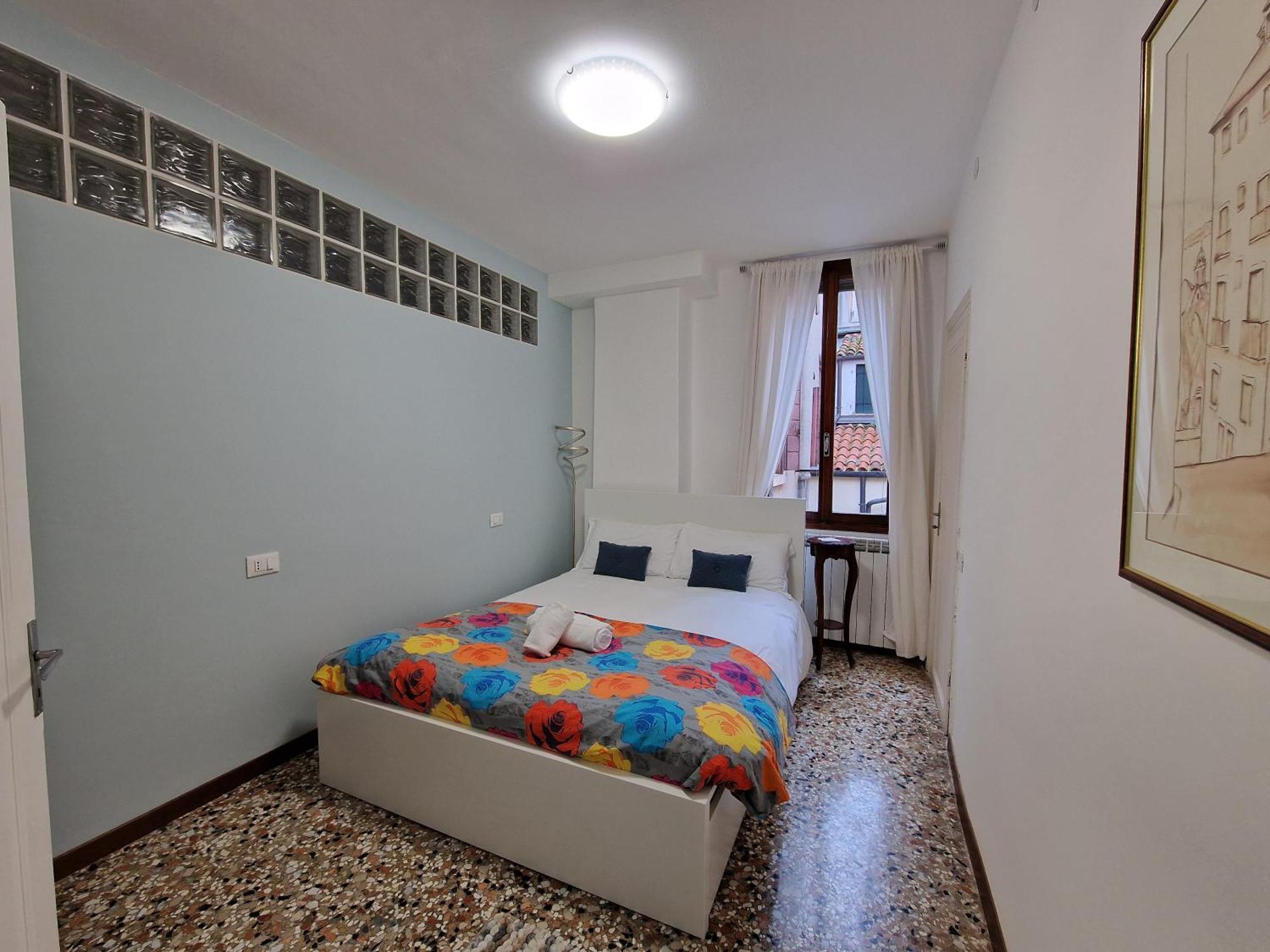 Veneziacentopercento La Forcola Apartment, Next To Rialto Bridge 外观 照片