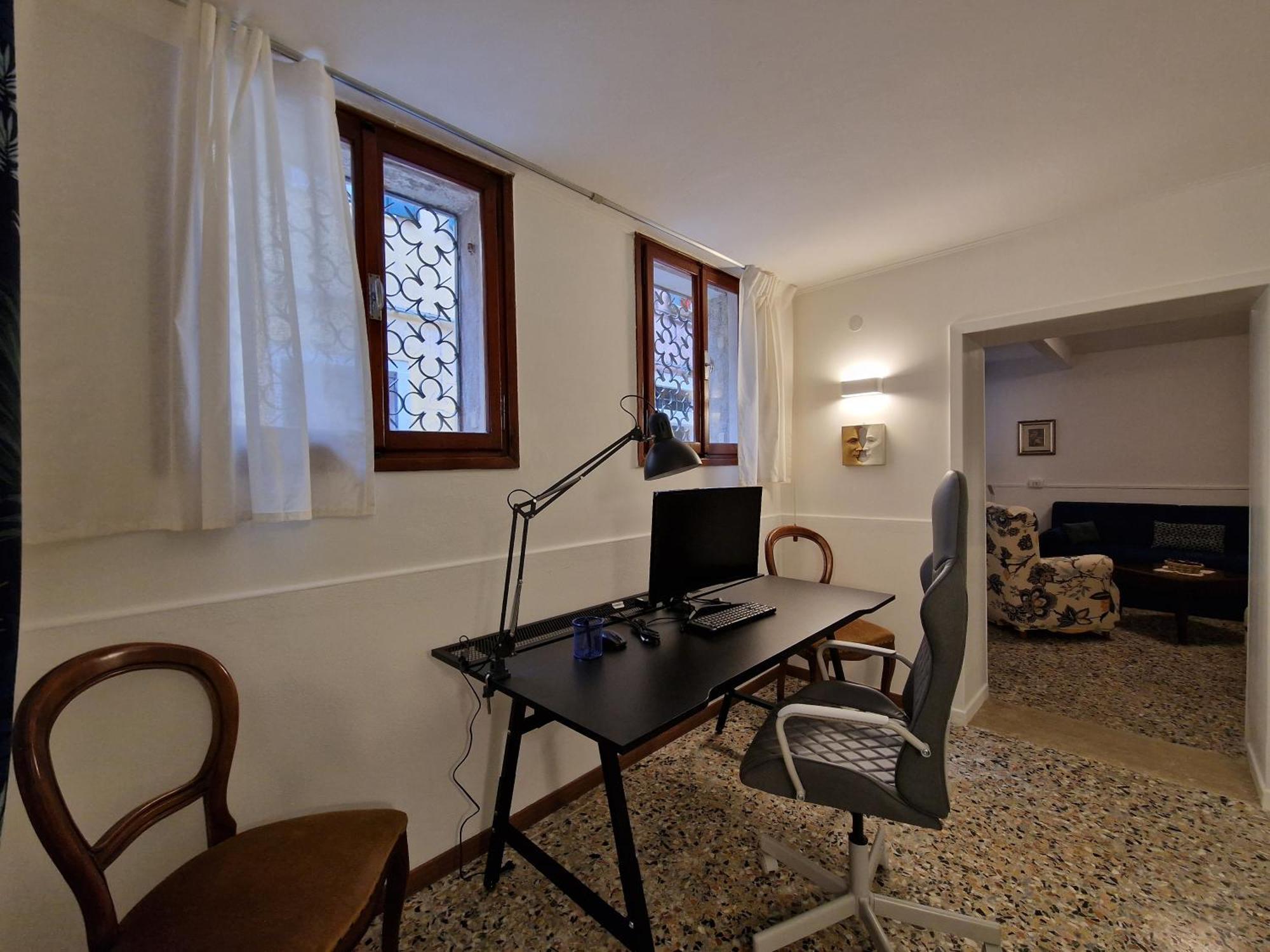 Veneziacentopercento La Forcola Apartment, Next To Rialto Bridge 外观 照片
