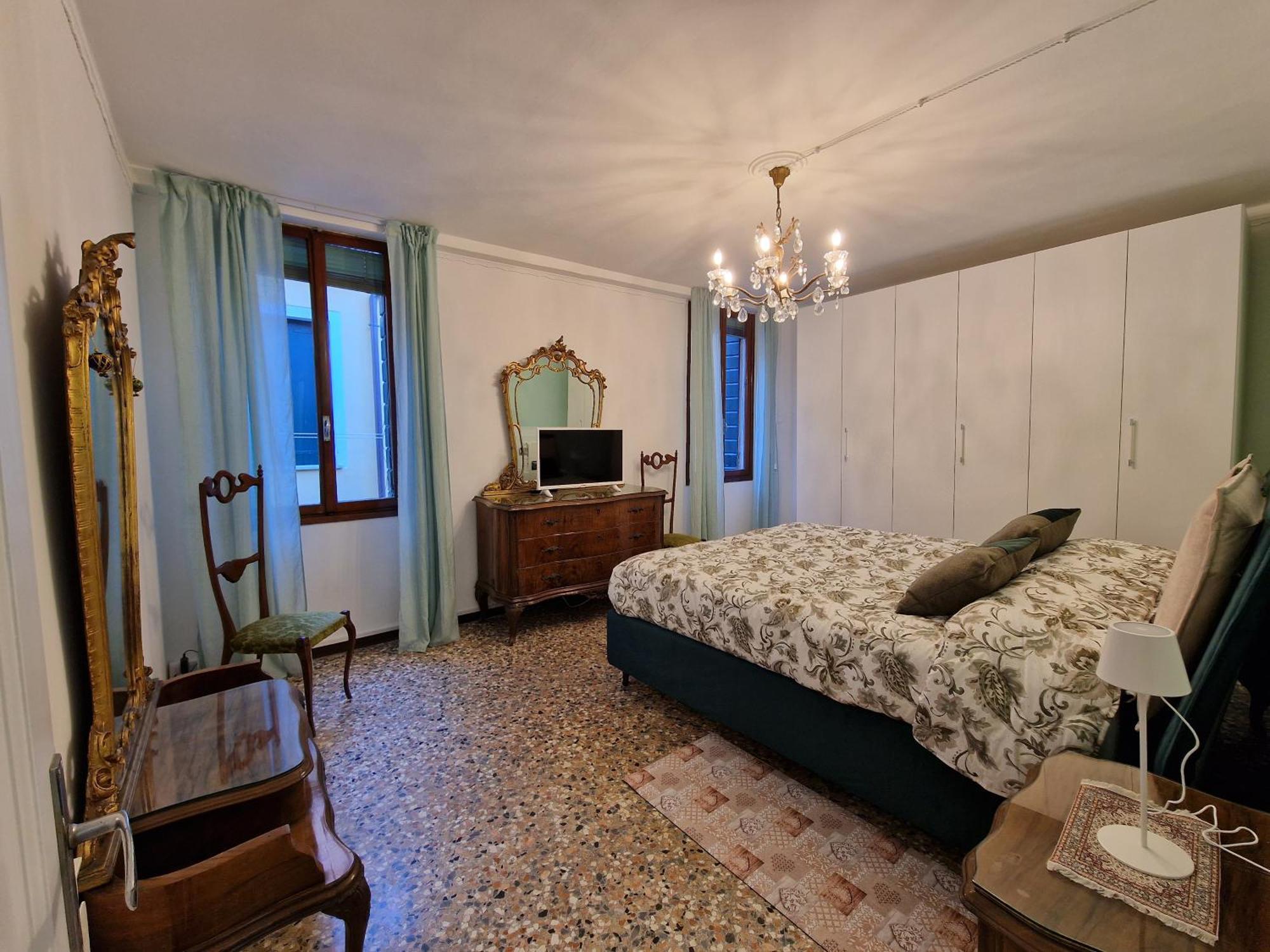 Veneziacentopercento La Forcola Apartment, Next To Rialto Bridge 外观 照片