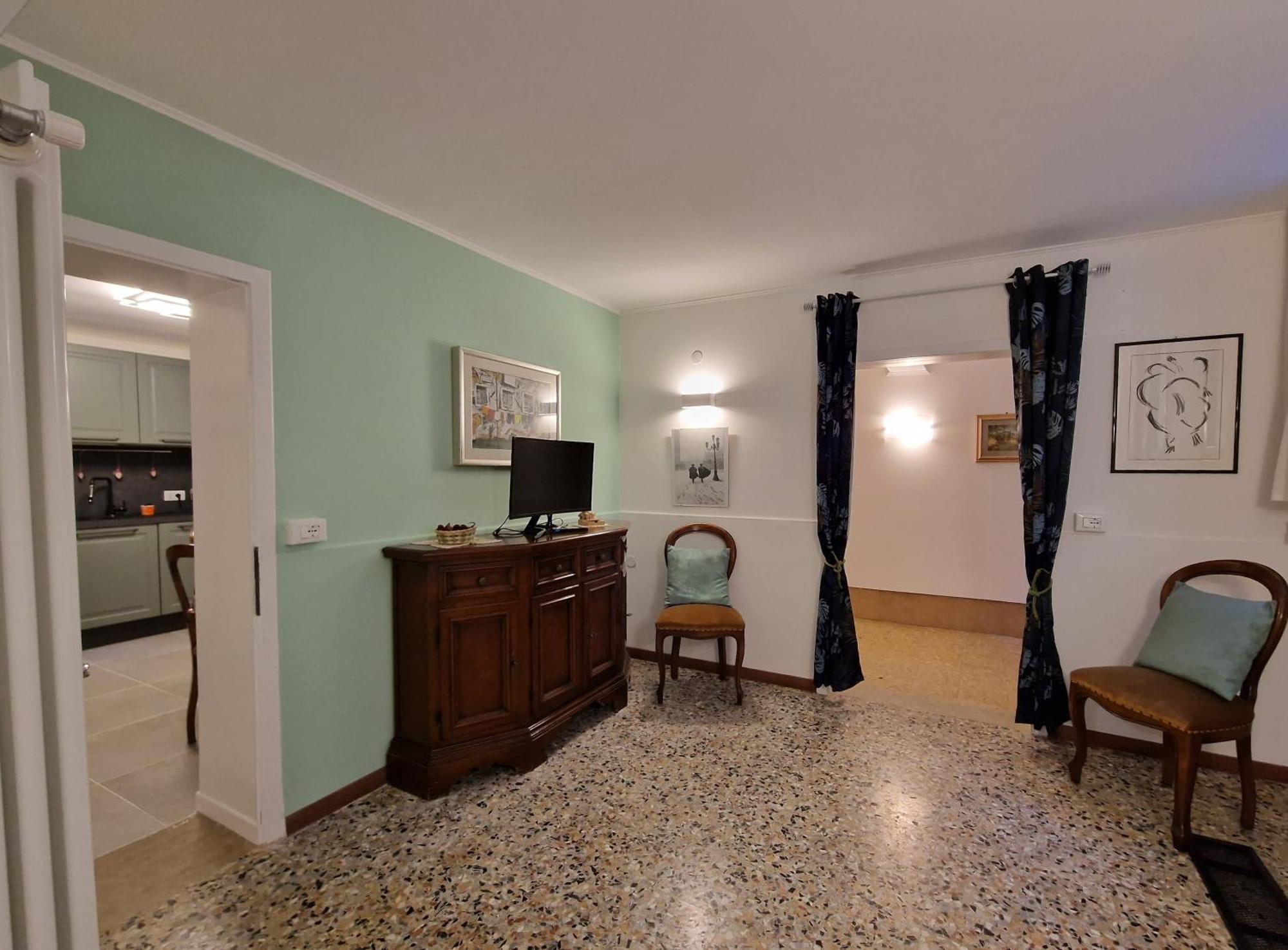 Veneziacentopercento La Forcola Apartment, Next To Rialto Bridge 外观 照片