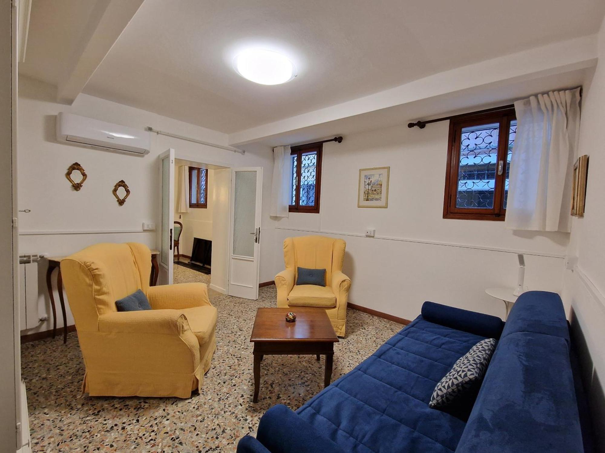 Veneziacentopercento La Forcola Apartment, Next To Rialto Bridge 外观 照片