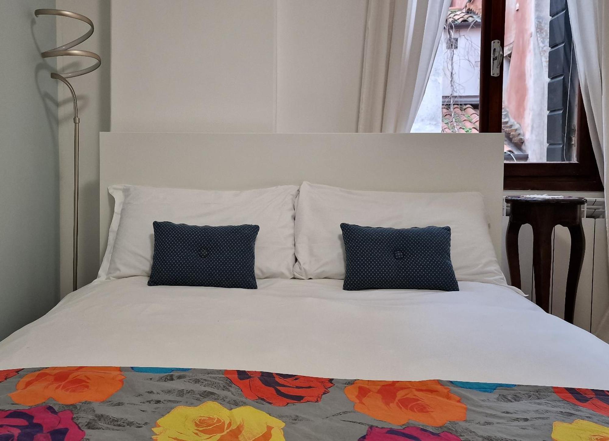 Veneziacentopercento La Forcola Apartment, Next To Rialto Bridge 外观 照片